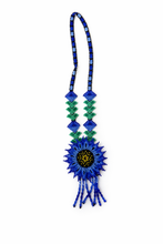 Load image into Gallery viewer, Panamanian Indigenous Beaded Necklace