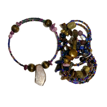 Load image into Gallery viewer, Queens Collection